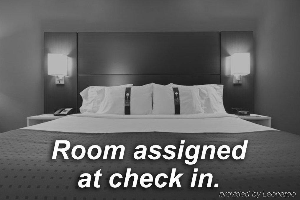 Americas Value Hotel