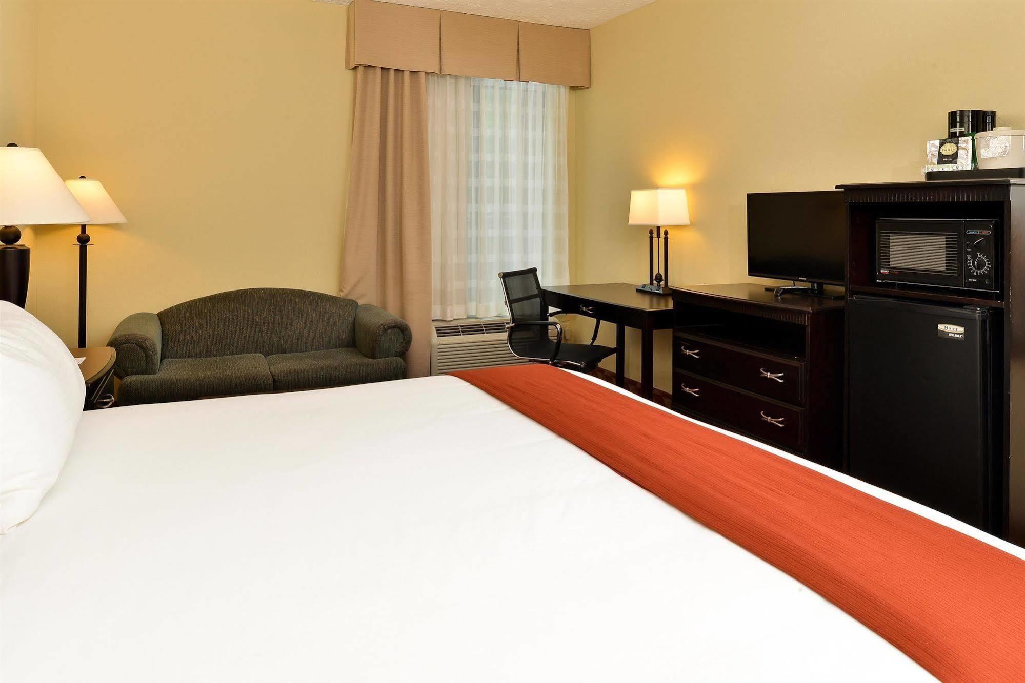 Hotel Americas Value 2*