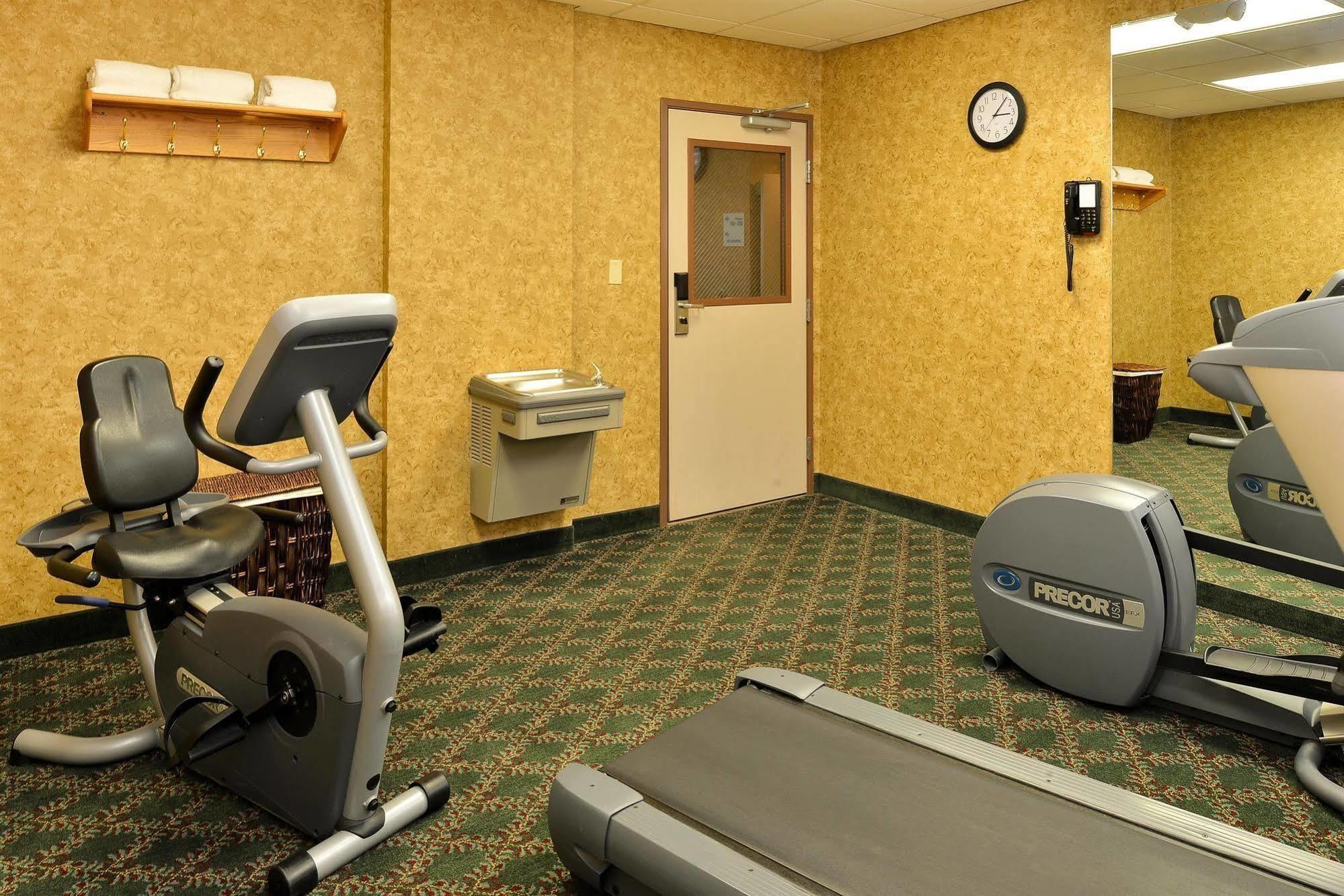 Americas Value Hotel 2*